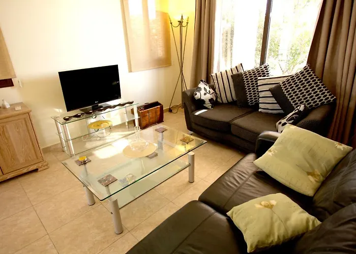 Vila Amathousia With Private Pool And Sea View