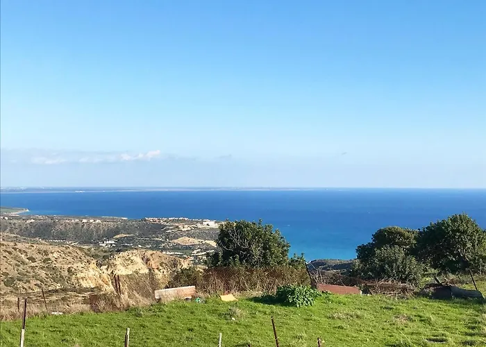 Amathousia With Private Pool And Sea View بيسوري